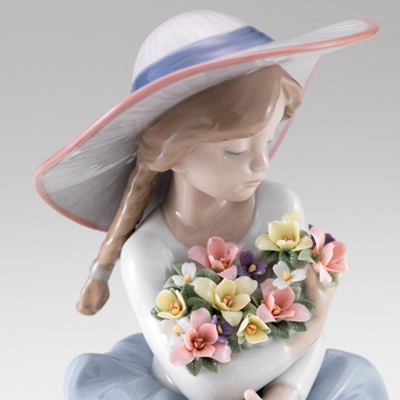 LLADRO（リヤドロ） 花の香りにつつまれて 通販 - 西武・そごうの公式