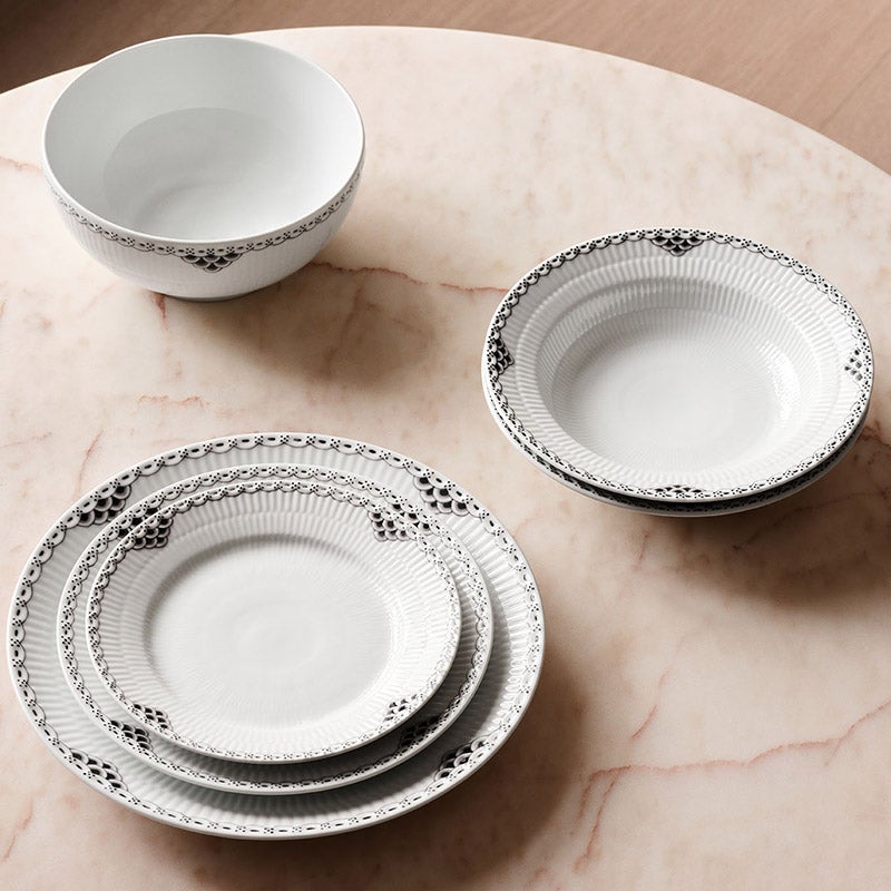 フレディのゴルフ　★B＆G（ロイヤルコペンハーゲン）　デンマーク　限定品　箱付き Royal Copenhagen（ロイヤル コペンハーゲン） ブラック レース