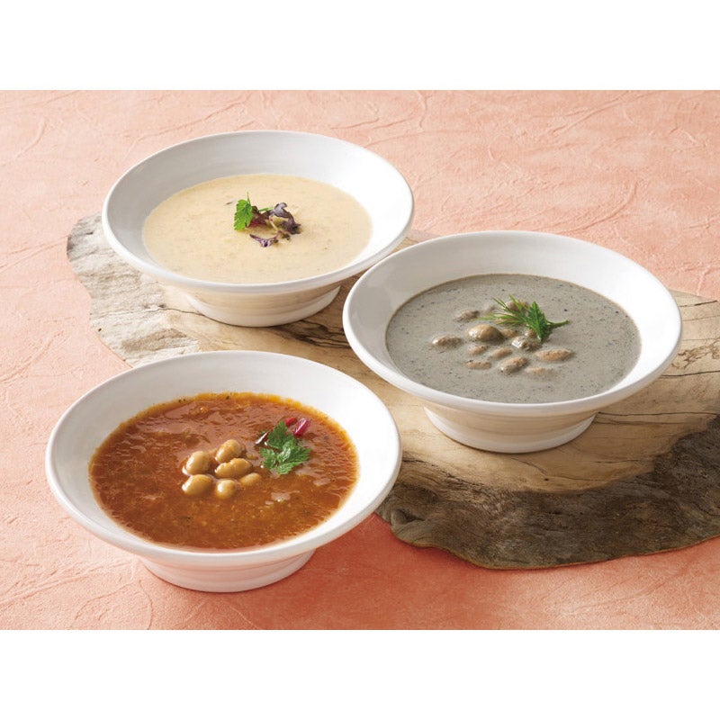 山口「Ｍａａｚｅｌ Ｍａａｚｅｌ」３４種の野菜と米こうじ入りスープ（L)