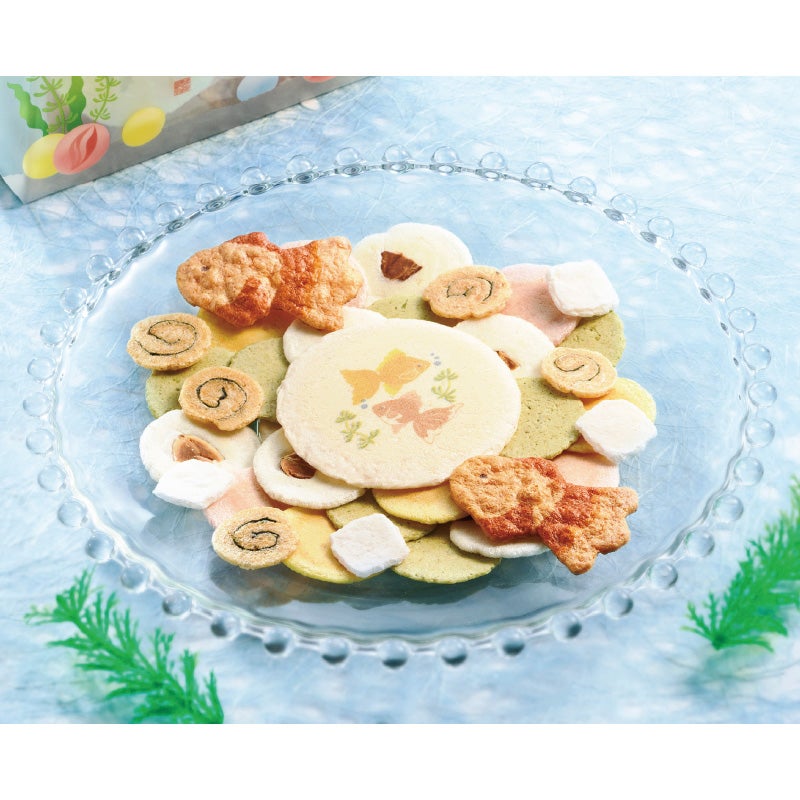 桂新堂／金魚の水遊び