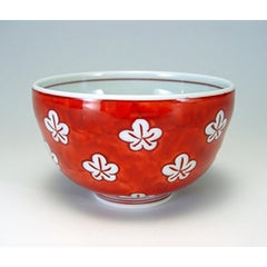 赤絵梅紋　飯碗