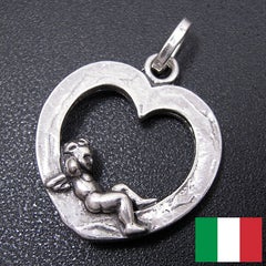 イタリア製オープンハートで眠る天使のシルバーチャーム（いぶし銀）　CHARMS＆Co.：　Made in Italy