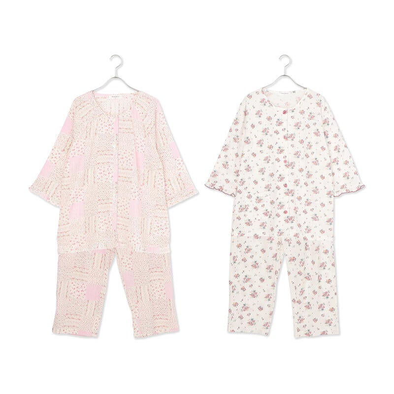 美品　ディオール　パジャマ　総柄 花柄 サテン  ホワイト系 Dior】ディオール D-FLORAL ミッツァ スカーフ シルクツイル