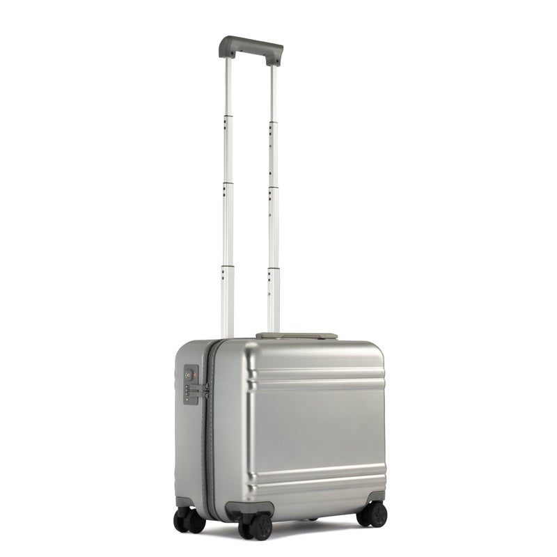 【Classic Lightweight 4.0 Metallic/クラシック ライトウエイト 4.0 メタリック】Carry-On Business Case 30L 81371