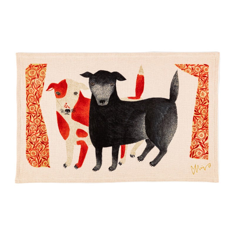 【MiW】イヌティータオル（黒犬チョークと赤斑犬のテン）：レッド