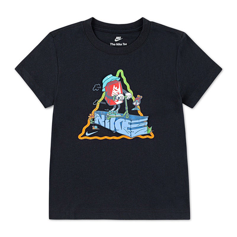 【キッズ】半袖Tシャツ(105-120cm)/NKB NIKE BOXY SCOOTER TEE