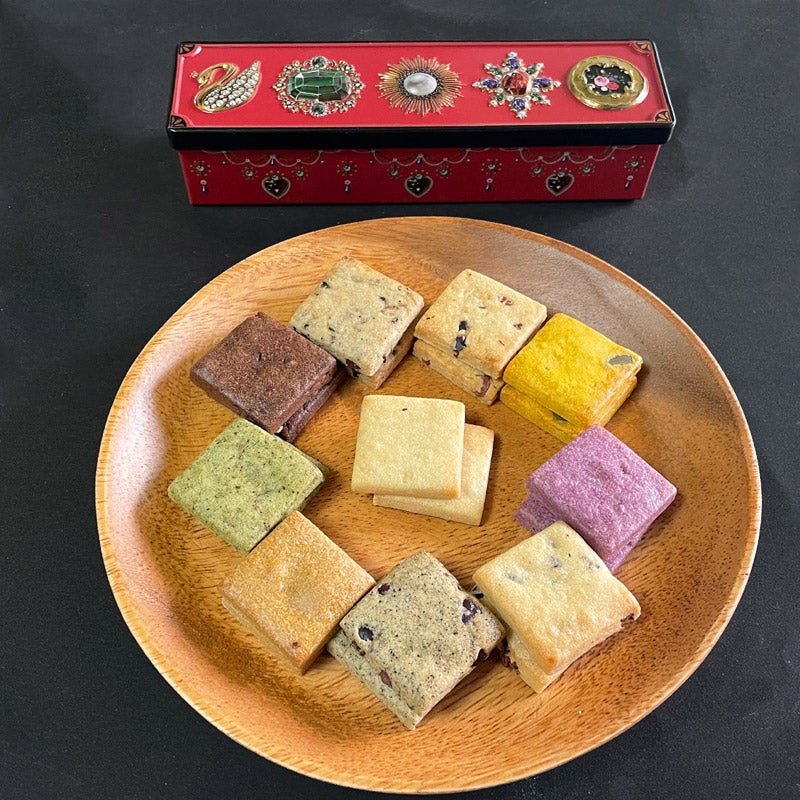 CHOOSEBASE SHIBUYA はるゆたかクッキー ビジュー缶カデット【10