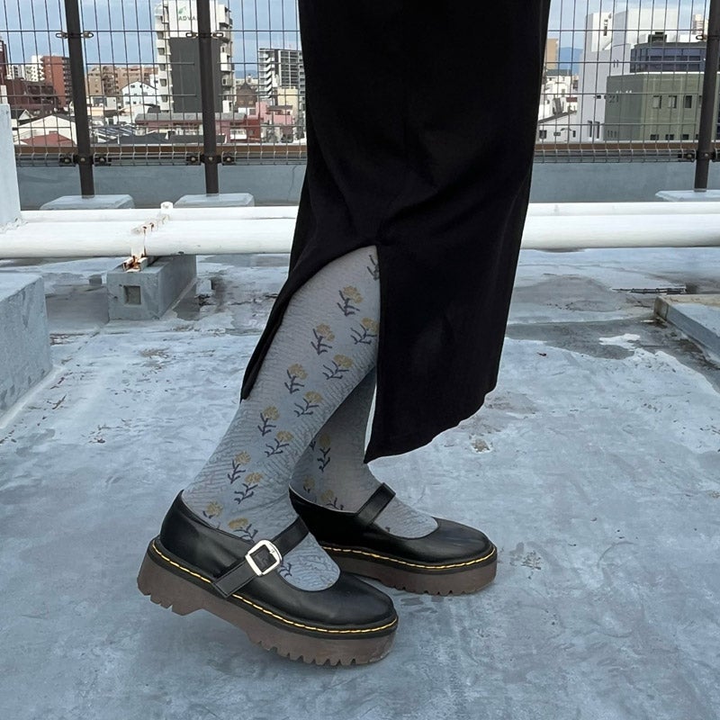 【SALE】タイツのように履けるHigh socks（ひなぎく柄）｜petit pas（プティパ）