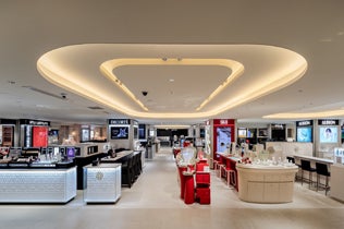 西武池袋本店コスメフロア、リニューアルオープン